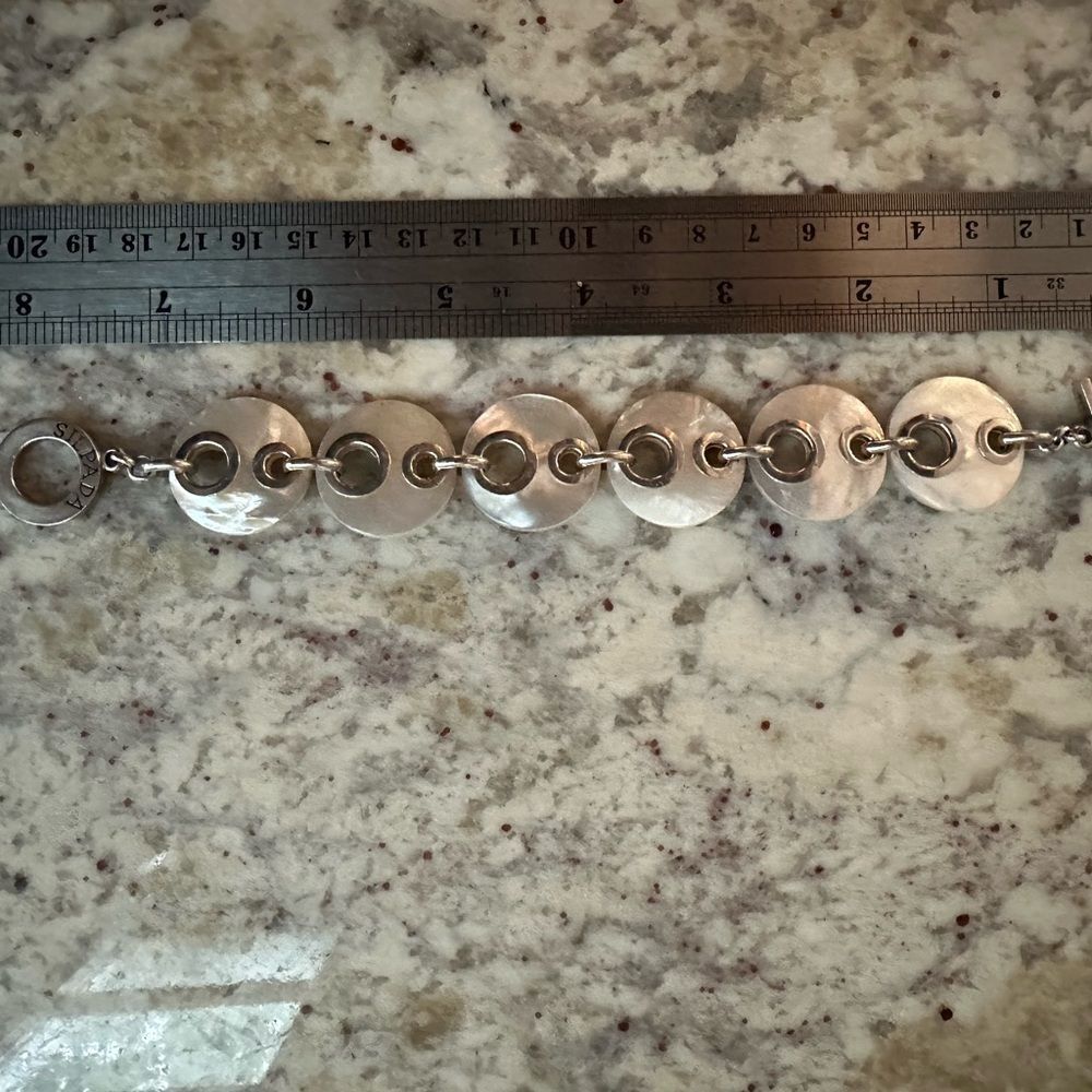 Silpada Mother of Pearl and Sterling Silver Link Toggle Bracelet - Picture 8 of 8
